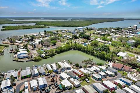 414 Papaya St 53, Goodland FL - photo 24 of 27