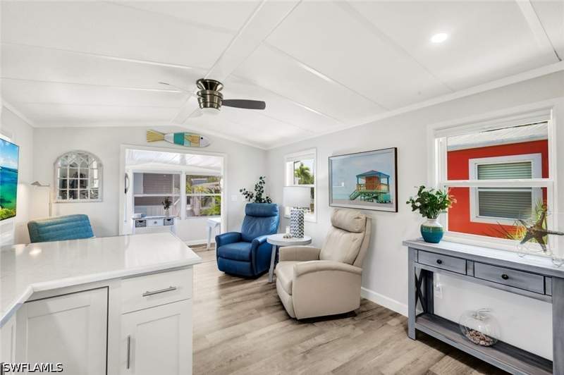 1 bedroom ManufacturedHome at 414 Papaya St 53, Drop Anchor Mobile Home, Goodland — photo 4