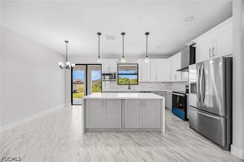 3813 1st St SW, Lehigh Acres FL - photo 11 of 34