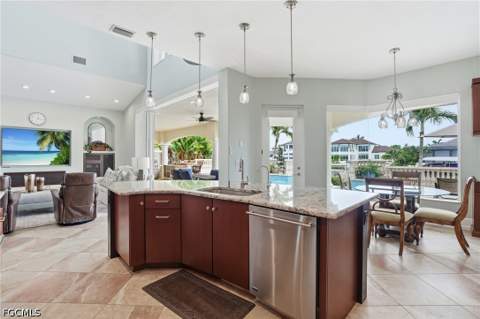 1506 Hermitage Ln, Cape Coral FL - photo 15 of 43