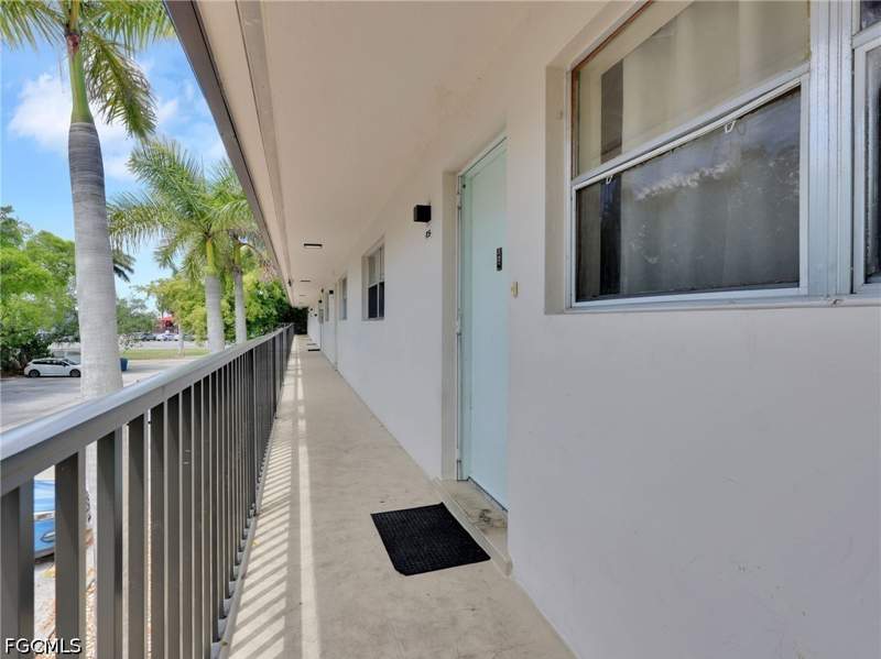 2 bedroom Condominium at 1560 Colonial Blvd 235, Colonial West Condo, Fort Myers — photo 3