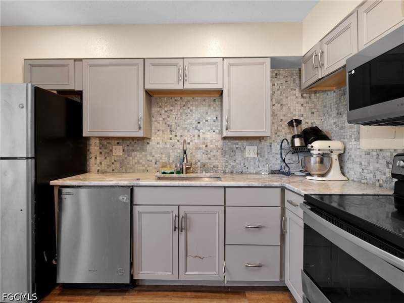 2 bedroom Condominium at 1560 Colonial Blvd 235, Colonial West Condo, Fort Myers — photo 5