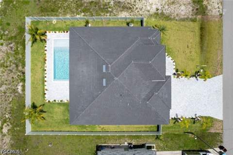 10 SW 33rd Ave, Cape Coral FL - photo 6 of 47