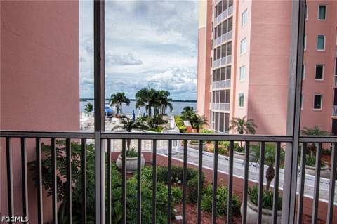 2743 1st St 406, Fort Myers FL - photo 16 of 50