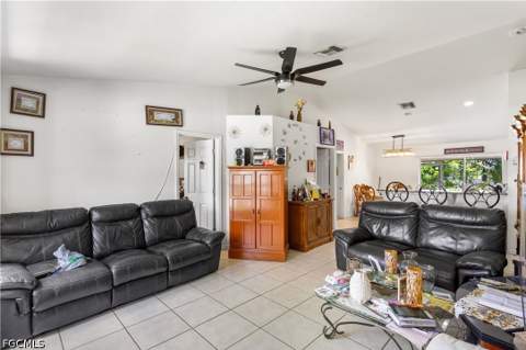 1728 NE 22nd Ter, Cape Coral FL - photo 11 of 36