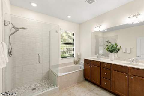 7797 Bristol Cir, Naples FL - photo 19 of 32