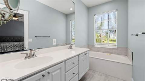 5766 Cove Cir 24, Naples FL - photo 13 of 22