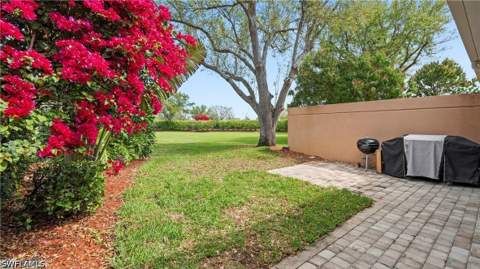 5766 Cove Cir 24, Naples FL - photo 20 of 22