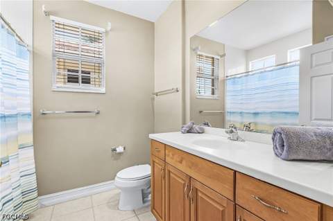 5626 Cape Harbour Dr 202, Cape Coral FL - photo 14 of 44