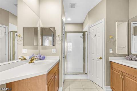 5626 Cape Harbour Dr 202, Cape Coral FL - photo 8 of 44