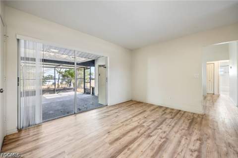 935 Hearty St, North Fort Myers FL - photo 10 of 32