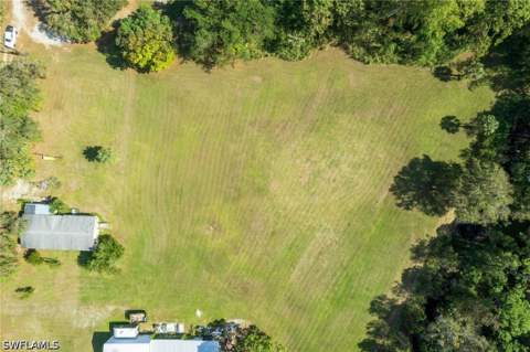 11203 Butler Dr, Bonita Springs FL - photo 7 of 39