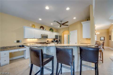 2120 SW 8th Pl, Cape Coral FL - photo 12 of 49