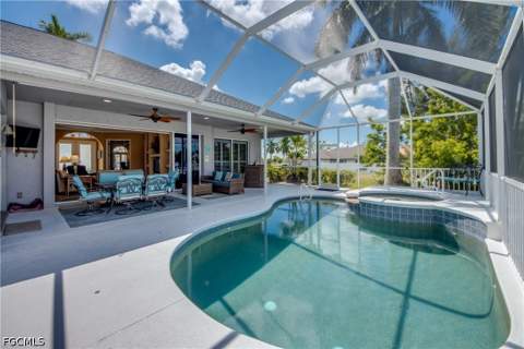 2120 SW 8th Pl, Cape Coral FL - photo 7 of 49