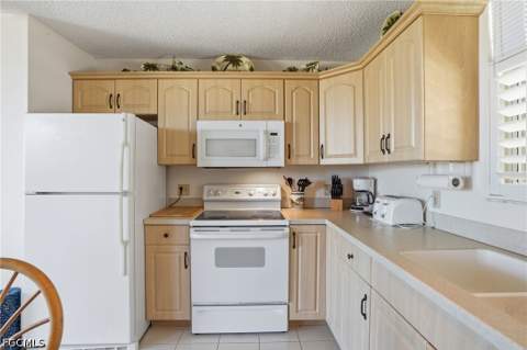 5500 Bonita Beach Rd 304, Bonita Springs FL - photo 22 of 40