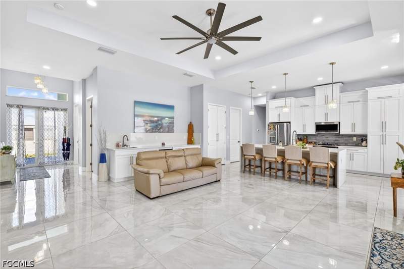 4 bedroom SingleFamilyResidence at 10 NW 35th Ave, Cape Coral, Cape Coral — photo 5
