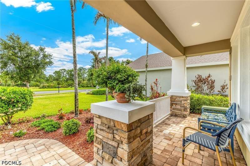 2 bedroom SingleFamilyResidence at 16416 Windsor Way, Country Club, Alva — photo 4