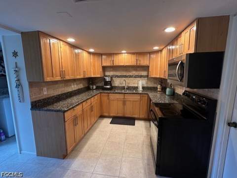 4815 Bluefish Ct, Fort Myers FL - photo 10 of 27
