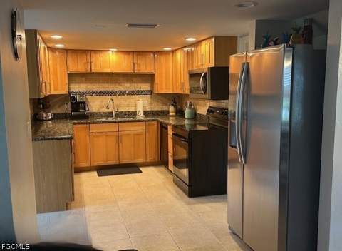 4815 Bluefish Ct, Fort Myers FL - photo 9 of 27