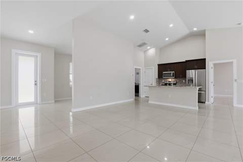 2713 SW Embers Ter, Cape Coral FL - photo 16 of 40