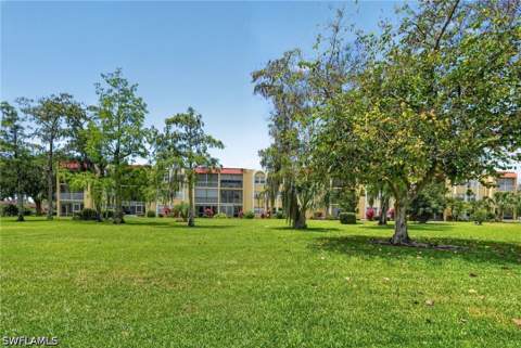 1084 Forest Lakes Dr 7205, Naples FL - photo 21 of 47