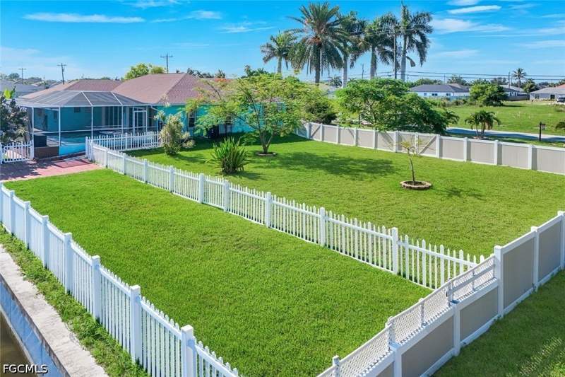 4 bedroom SingleFamilyResidence at 223 NW 5th Ter, Cape Coral, Cape Coral — photo 2