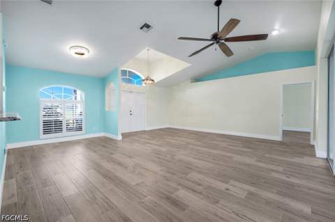 223 NW 5th Ter, Cape Coral FL - photo 8 of 33
