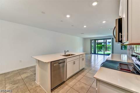 1519 Lake Jessup Cir, Cape Coral FL - photo 7 of 31