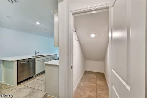1519 Lake Jessup Cir, Cape Coral FL - photo 9 of 31