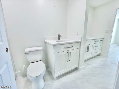 6220 Augusta Dr 413, Fort Myers FL - photo 10 of 12