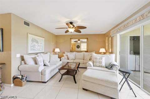 7340 Glenmoor Ln 3207, Naples FL - photo 7 of 41
