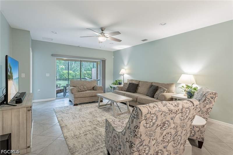 2 bedroom Attached at 4334 Dutchess Park Rd, Lindsford, Fort Myers — photo 5