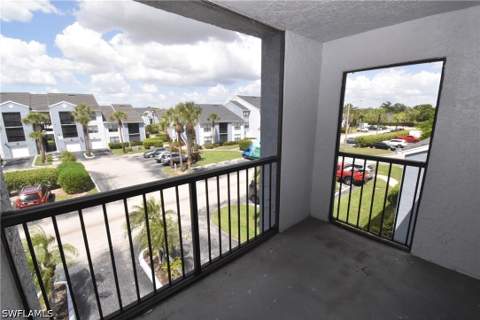 13625 Eagle Ridge Dr 333, Fort Myers FL - photo 13 of 36