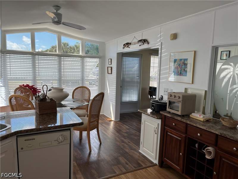 1 bedroom ManufacturedHome at 1 Zircon Dr 1Z, Enchanting Shores, Naples — photo 5