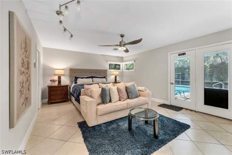 146 Greenbrier St, Marco Island FL - photo 15 of 38
