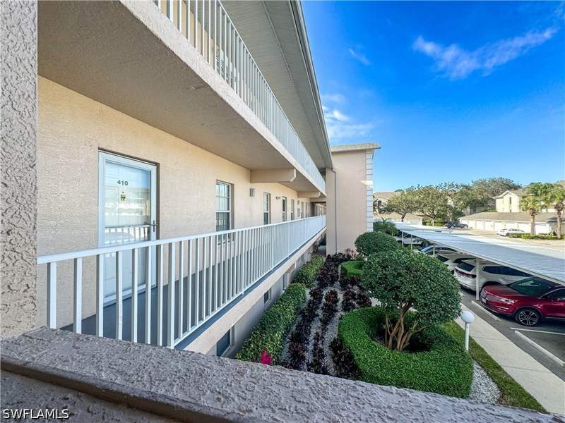 3 bedroom Condominium at 3250 Cypress Glen Way 424, Cypress Glen, Naples — photo 4