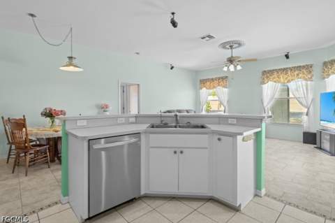 2429 Everest Pkwy, Cape Coral FL - photo 12 of 33