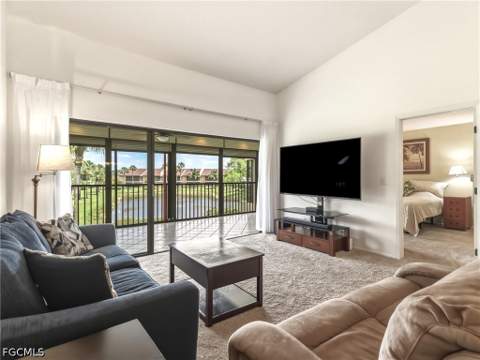 15452 Admiralty Cir 9, North Fort Myers FL - photo 16 of 38