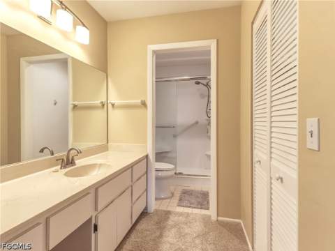 15452 Admiralty Cir 9, North Fort Myers FL - photo 24 of 38