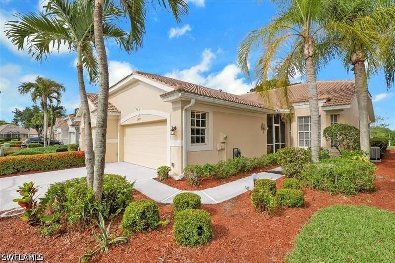 2 bedroom Attached at 2268 Granby Dr, Westminster, Lehigh Acres — photo 2