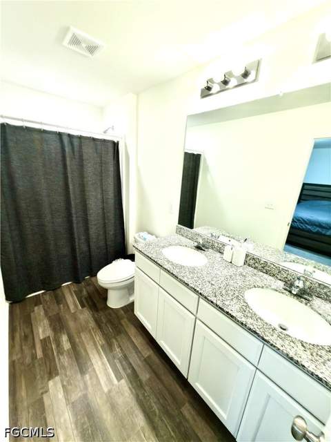 341 NE 13th Ter, Cape Coral FL - photo 14 of 32