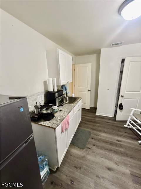 341 NE 13th Ter, Cape Coral FL - photo 20 of 32