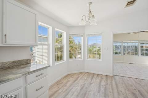 12 Nancy Ln, Fort Myers Beach FL - photo 12 of 27
