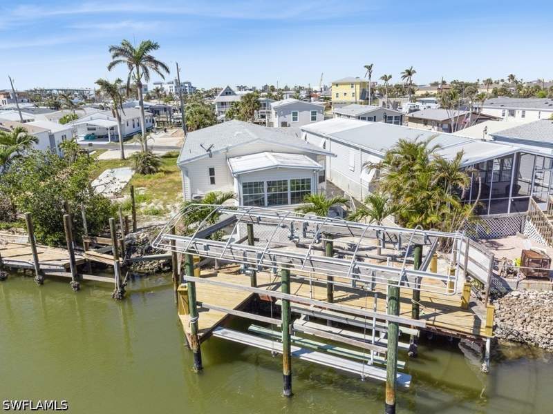 3 bedroom ManufacturedHome at 12 Nancy Ln, Nancy Lane Condo, Fort Myers Beach — photo 2