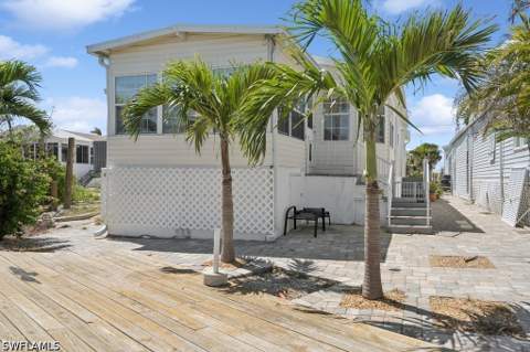 12 Nancy Ln, Fort Myers Beach FL - photo 23 of 27