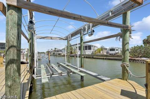 12 Nancy Ln, Fort Myers Beach FL - photo 24 of 27