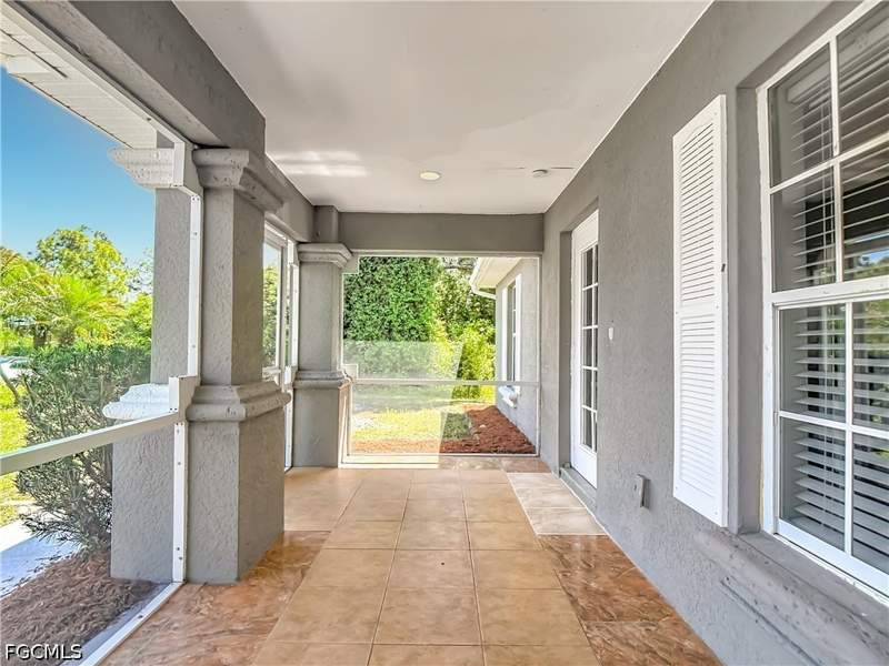 3 bedroom SingleFamilyResidence at 1066 Summa Blvd, Lehigh Acres, Lehigh Acres — photo 2
