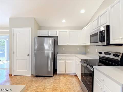 1066 Summa Blvd, Lehigh Acres FL - photo 6 of 22