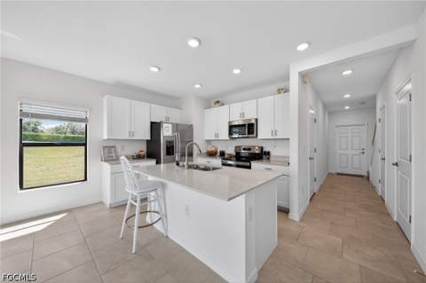 14275 Oviedo Pl, Fort Myers FL - photo 7 of 34