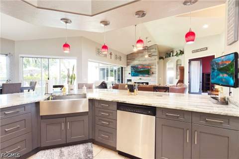 8723 S Lake Cir, Fort Myers FL - photo 9 of 49